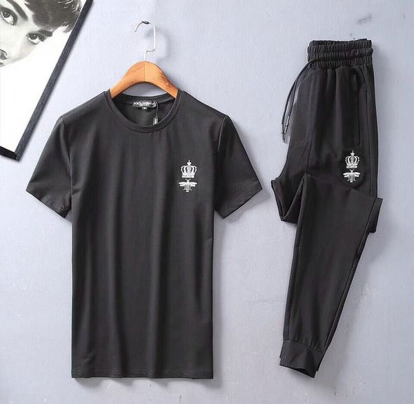 2020 tracksuit jackets set fashion running tracksuits men sports suit letter printing slim hoodies clothing luxury tracksuit track suit, Gray
2020 tracksuit jackets set fashion running tracksuits men sports suit letter printing slim hoodies clothing luxury tracksuit track suit, Gray