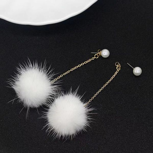 south korea's new s925 silver needle autumn and winter earrings temperament mink hair long fashion pearl hair ball earrings
south korea's new s925 silver needle autumn and winter earrings temperament mink hair long fashion pearl hair ball earrings