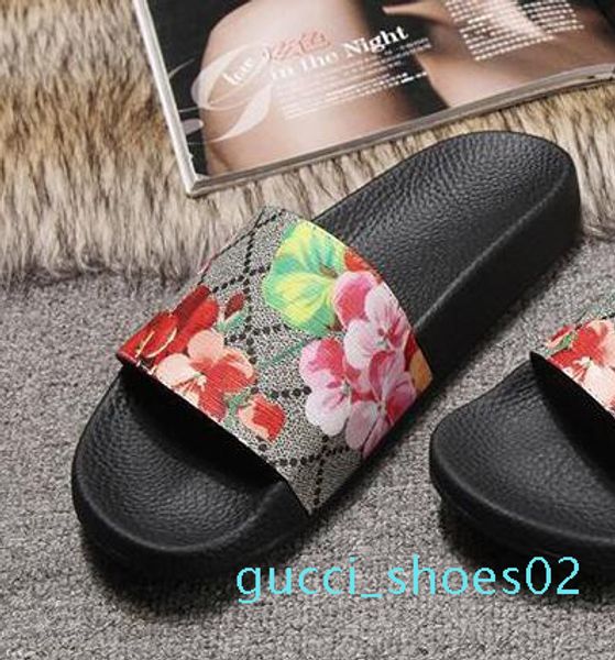europ luxury slide summer fashion wide flat slippery with thick sandals slipper men women sandals designer shoes flip flops slipper g02, Black
europ luxury slide summer fashion wide flat slippery with thick sandals slipper men women sandals designer shoes flip flops slipper g02, Black