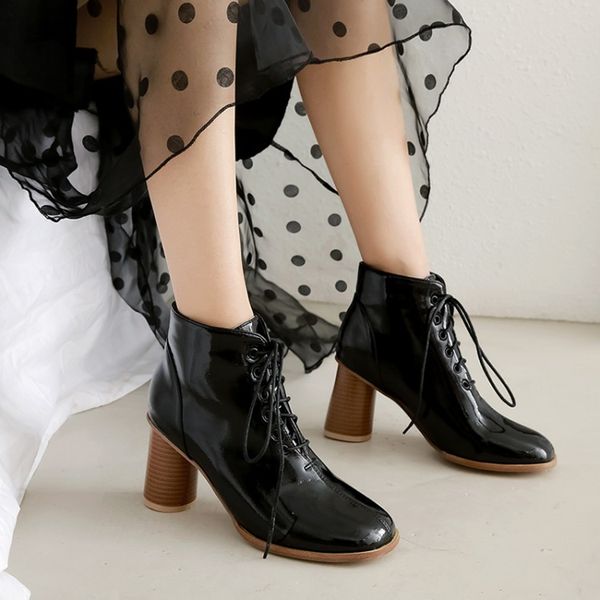 big size 9 10 11-17 boots women shoes ankle boots for women ladies shoes woman winter cross strap with round head, Black
big size 9 10 11-17 boots women shoes ankle boots for women ladies shoes woman winter cross strap with round head, Black