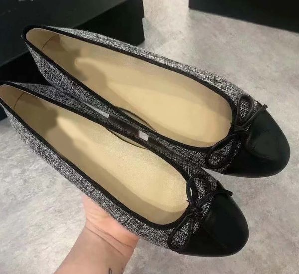 high-end women casual shoes lowest slip-on genuine leather womens flat loafers classic designer dress shoes 35-41 with box ch4, Black
high-end women casual shoes lowest slip-on genuine leather womens flat loafers classic designer dress shoes 35-41 with box ch4, Black