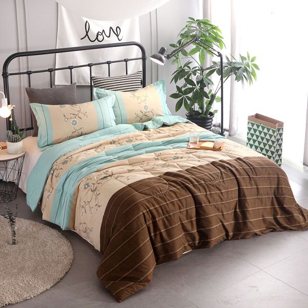 lychee large striped bedding set modern printed pillowcase thin quilt sets 3pcs home textile family bed sets
lychee large striped bedding set modern printed pillowcase thin quilt sets 3pcs home textile family bed sets