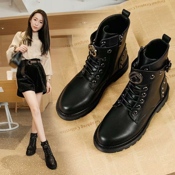 high-leather boots women waterproof rivets lace up ladies casual shoes motorcycle shoes sports hiking outdoor sneakers
high-leather boots women waterproof rivets lace up ladies casual shoes motorcycle shoes sports hiking outdoor sneakers