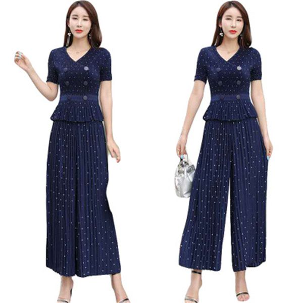miyake fold wide-leg pants suit female 2020 summer new fashion slim slimming wave dot printing casual two-piece suit, White
miyake fold wide-leg pants suit female 2020 summer new fashion slim slimming wave dot printing casual two-piece suit, White