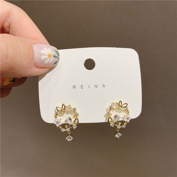 new korean trendy round little sweet flower rhinestone butterfly stud earrings for women elegant crystal pendant jewelry, Golden;silver
new korean trendy round little sweet flower rhinestone butterfly stud earrings for women elegant crystal pendant jewelry, Golden;silver