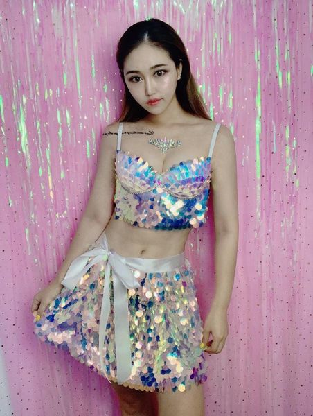 flashing sequins stage outfit bar skirt women singer 2-piece set costume celebrate outfit evening dance stage, Black;red
flashing sequins stage outfit bar skirt women singer 2-piece set costume celebrate outfit evening dance stage, Black;red