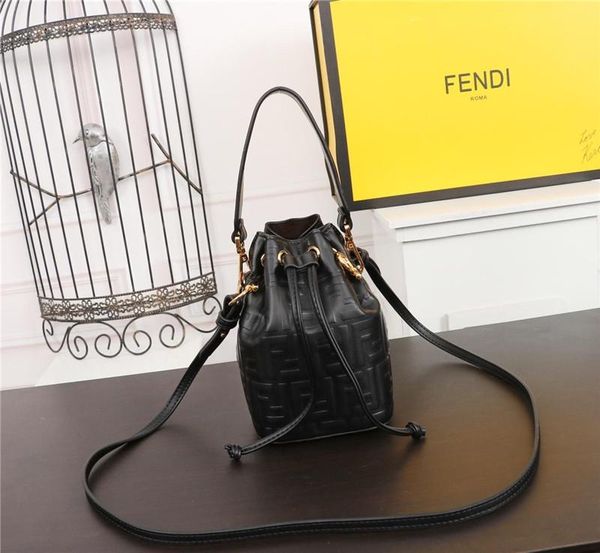 women messenger bag fashion bags women bag shoulder bags lady totes handbags new with shoulder strap, dust bag 8850
women messenger bag fashion bags women bag shoulder bags lady totes handbags new with shoulder strap, dust bag 8850