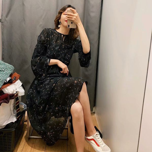 2019 autumn women's long dress mid-calf waist lace-up collar star print two-piece long dress party, Black;gray
2019 autumn women's long dress mid-calf waist lace-up collar star print two-piece long dress party, Black;gray