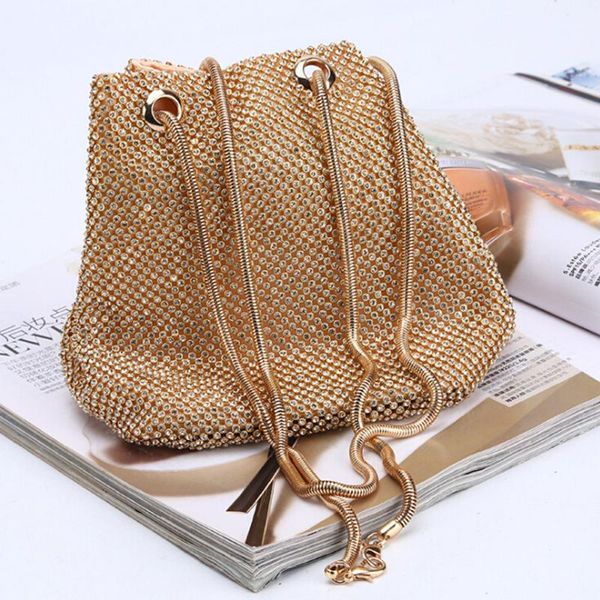 2020 women evening clutch bags chain shoulder diamonds bag rhinestone clutch wedding party purse crystal bolsos mujer
2020 women evening clutch bags chain shoulder diamonds bag rhinestone clutch wedding party purse crystal bolsos mujer