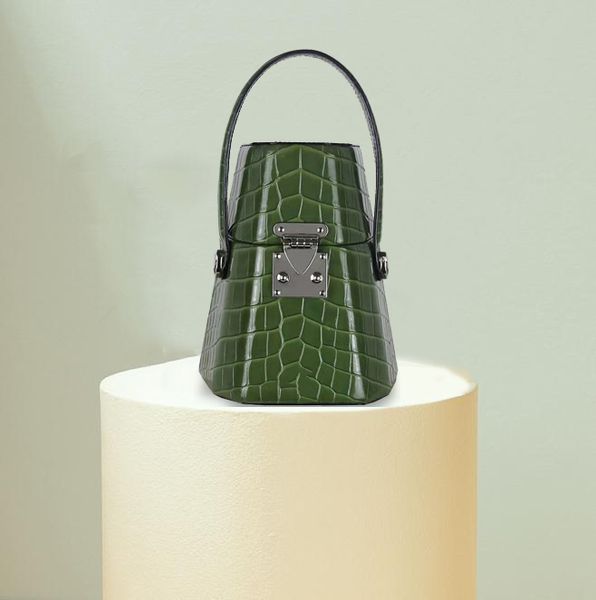 retro women's leather bags europe and america box mini crocodile pattern bucket bag super fire ins
retro women's leather bags europe and america box mini crocodile pattern bucket bag super fire ins