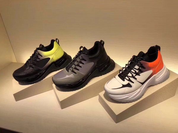 2019 hot sale high quality brand women and men casual shoes with box dust tag free shipping !
2019 hot sale high quality brand women and men casual shoes with box dust tag free shipping !