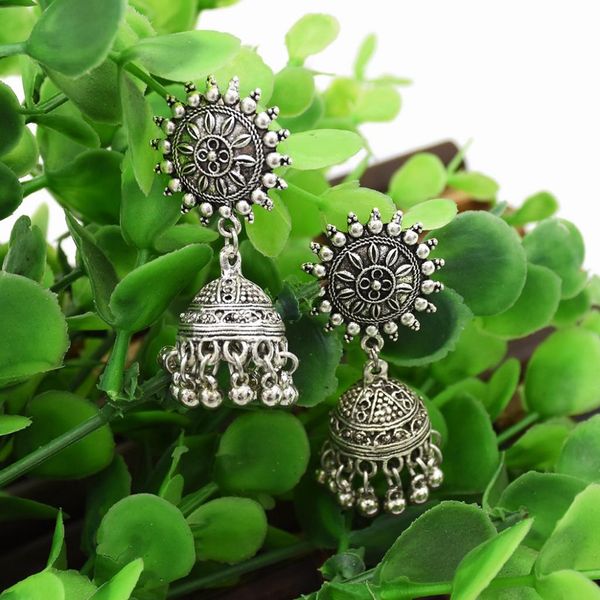 handmade pearl floral tibetan tribe bell tassel dangle earrings stud, Golden
handmade pearl floral tibetan tribe bell tassel dangle earrings stud, Golden