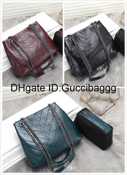 20200designer handbag female wax oil chain bag fashion handbag large capacity shoulder bag size 28*22*8
20200designer handbag female wax oil chain bag fashion handbag large capacity shoulder bag size 28*22*8