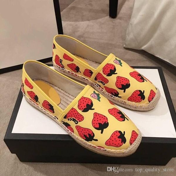 new luxury leather casual shoes women designer sneakers men shoes genuine leather fashion mixed color original box size 35-40, Black
new luxury leather casual shoes women designer sneakers men shoes genuine leather fashion mixed color original box size 35-40, Black