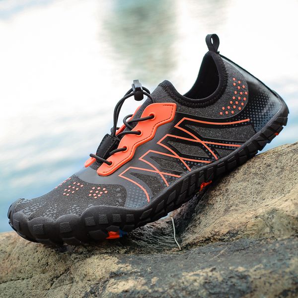 2019 new aqua summer woman swimming shoes five-toed shoes lightweight sneakers men water couple breathable sports 
2019 new aqua summer woman swimming shoes five-toed shoes lightweight sneakers men water couple breathable sports