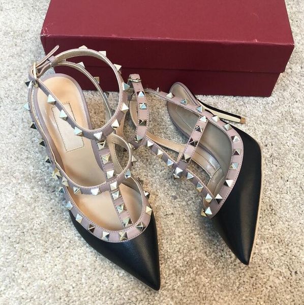2020 new pointed toe 2-strap studs high heels black leather rivets sandals women studded strappy dress shoes valentine high heel shoes
2020 new pointed toe 2-strap studs high heels black leather rivets sandals women studded strappy dress shoes valentine high heel shoes