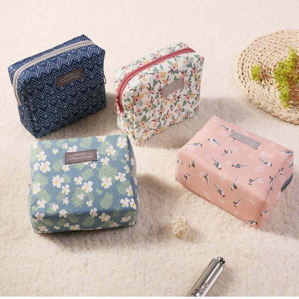 sweet floral cosmetic bag travel organizer portable beauty pouch toiletry kit mini purse makeup pouch makeup wash bag
sweet floral cosmetic bag travel organizer portable beauty pouch toiletry kit mini purse makeup pouch makeup wash bag