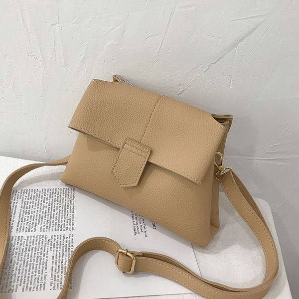 casual vintage women shoulder bags wide strap messenger bag pu leather crossbody bag large totes lady purse 2019
casual vintage women shoulder bags wide strap messenger bag pu leather crossbody bag large totes lady purse 2019