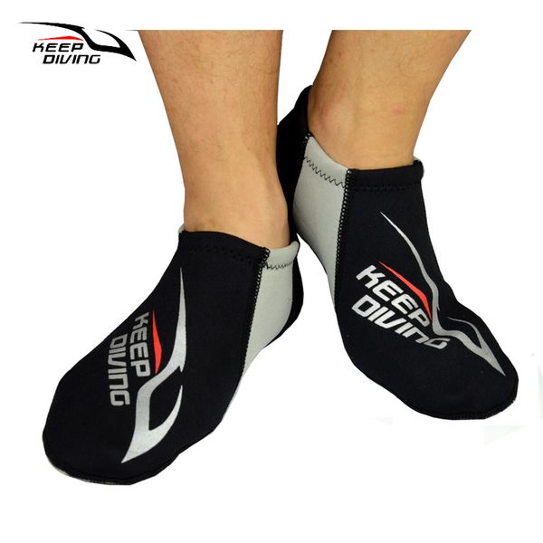 keep diving 3mm neoprene colorful diving socks draughty beach shoes snorkeling equipment footwear in fins non-slip home socks
keep diving 3mm neoprene colorful diving socks draughty beach shoes snorkeling equipment footwear in fins non-slip home socks