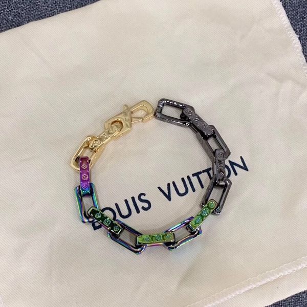 2020 new fashion jewelry stainless alloy bracelets bangles pulseiras 2 color bracelets for man women gift with box, Golden;silver
2020 new fashion jewelry stainless alloy bracelets bangles pulseiras 2 color bracelets for man women gift with box, Golden;silver
