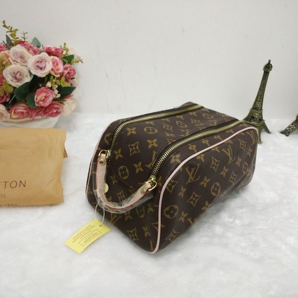 Rectangular handbag female travel cosmetic bag new designer high quality men's wash bag brand double zipper cosmetic bag
Rectangular handbag female travel cosmetic bag new designer high quality men's wash bag brand double zipper cosmetic bag