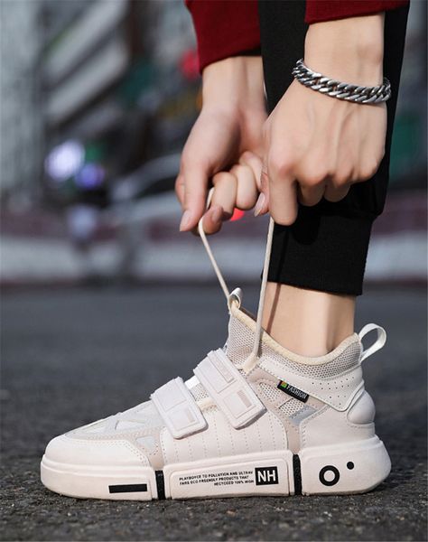wholesale 2020 fashion designer shoes triple cool sole stitching wild three color men casual outdoor shoes, Black
wholesale 2020 fashion designer shoes triple cool sole stitching wild three color men casual outdoor shoes, Black