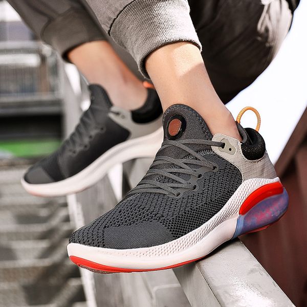 new men's trend sneakers comfortable outdoor non-slip men running shoes trend men sports shoes
new men's trend sneakers comfortable outdoor non-slip men running shoes trend men sports shoes