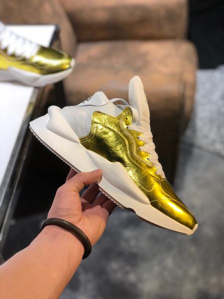 2020 selling y3 designer shoes total eclipse sunset northern lights day mens womens luxury moon throwback future outdoor running sneakers
2020 selling y3 designer shoes total eclipse sunset northern lights day mens womens luxury moon throwback future outdoor running sneakers