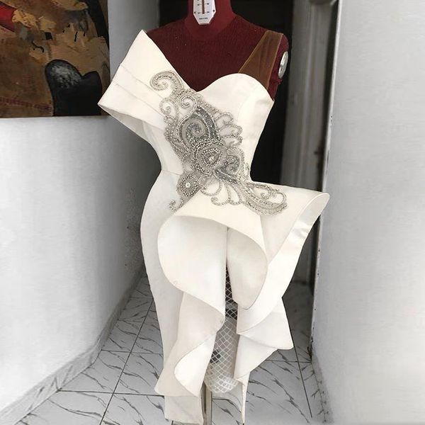 2020 new real image straight tea length prom dresses white ruffles crystal formal party dress one shoulder special designed abendkleider, Black
2020 new real image straight tea length prom dresses white ruffles crystal formal party dress one shoulder special designed abendkleider, Black