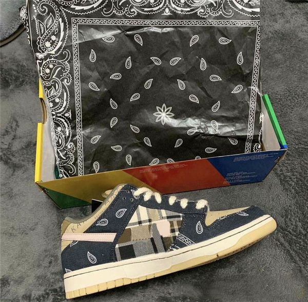 2020 new sb dunk low x travis scott dunk cactus jack black parachute beige petra brown man shoes
2020 new sb dunk low x travis scott dunk cactus jack black parachute beige petra brown man shoes