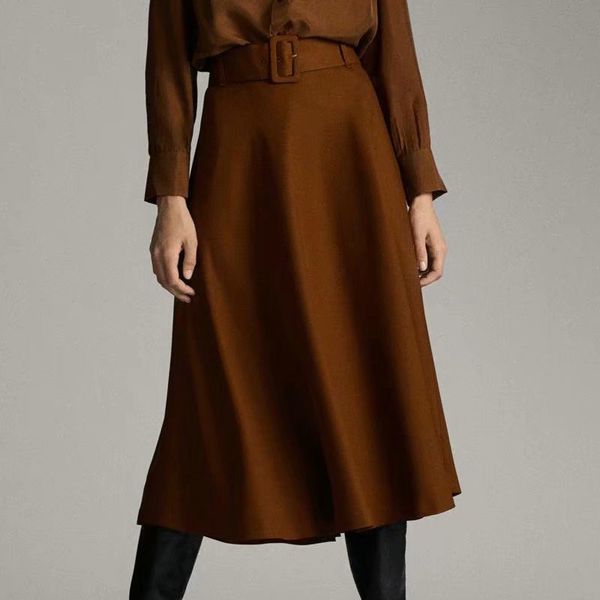 2020 new arrival women luxury mid-calf long skirts lady autumn winter vintage knitted hight waist skirt with belt, Black;gray
2020 new arrival women luxury mid-calf long skirts lady autumn winter vintage knitted hight waist skirt with belt, Black;gray