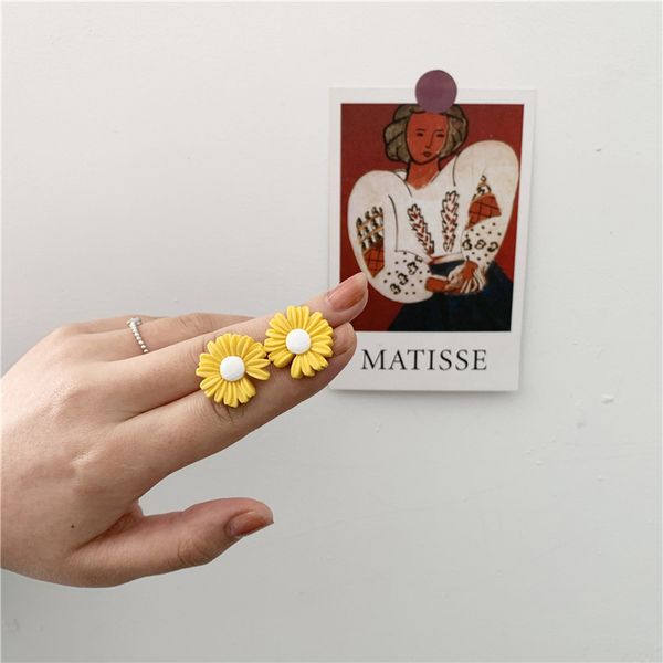 resin earring jewelry korean cute flower stud women clip on earrings girl gift pink yellow red daisy orecchini donna jewellery, Golden;silver
resin earring jewelry korean cute flower stud women clip on earrings girl gift pink yellow red daisy orecchini donna jewellery, Golden;silver
