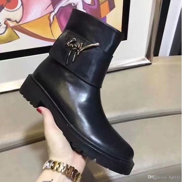 retro short martin boots female rubber thick with leather short tube female bare boots new handsome size 35-40
retro short martin boots female rubber thick with leather short tube female bare boots new handsome size 35-40