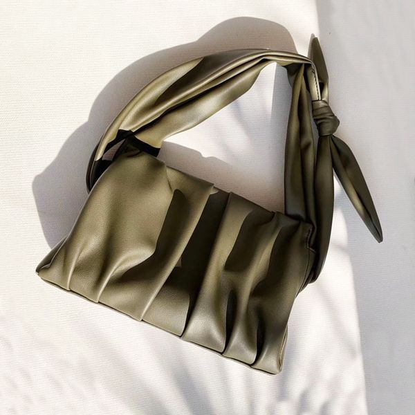 fashion tote bags for women leather handbags women clouds hand bag messenger shoulder bag female vintage leather dumplings bolso
fashion tote bags for women leather handbags women clouds hand bag messenger shoulder bag female vintage leather dumplings bolso