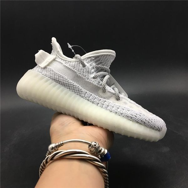 children sports shoes 2020 new black green glow in dark 2 kids basketball shoes outdoor trainers size 11c-3y
children sports shoes 2020 new black green glow in dark 2 kids basketball shoes outdoor trainers size 11c-3y