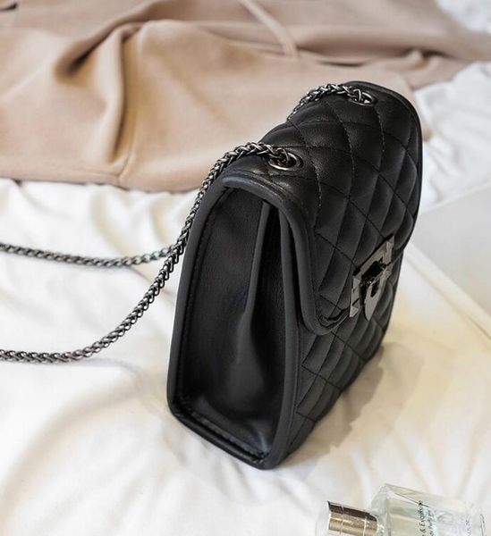 2020 designer luxury handbags purses women shoulder bags crossbody mini phone bag diamond lattice chain bag
2020 designer luxury handbags purses women shoulder bags crossbody mini phone bag diamond lattice chain bag