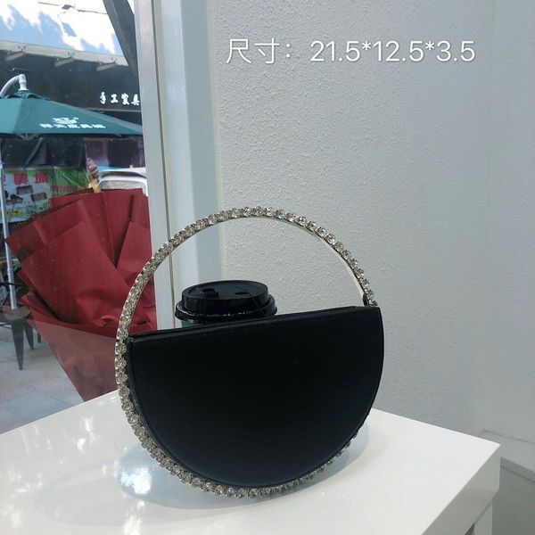 new women's bag 2020 high - end fashionable rainbow water drill bag dinner half - moon handbag
new women's bag 2020 high - end fashionable rainbow water drill bag dinner half - moon handbag