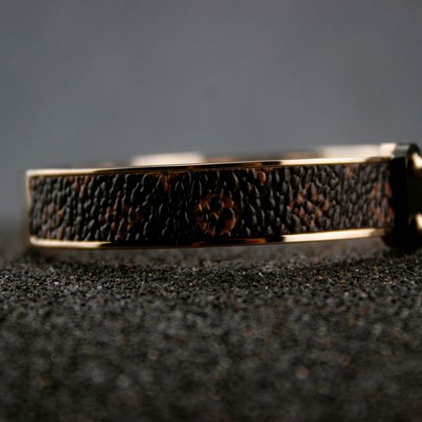 women titanium steel clover print bangle woman leather bangles charms party fine jewelry punk, Black
women titanium steel clover print bangle woman leather bangles charms party fine jewelry punk, Black