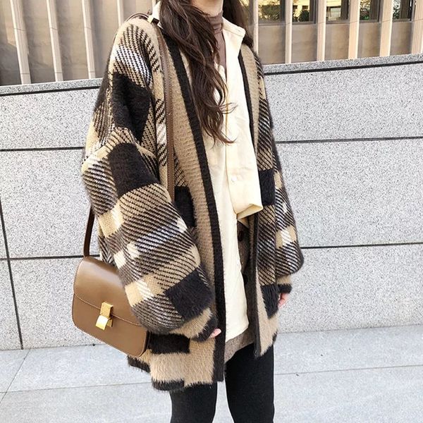 2019 new autumn female mink velvet plaid knit cardigan korean style loose mohair sweater coat and jacket women oversized f1648, White
2019 new autumn female mink velvet plaid knit cardigan korean style loose mohair sweater coat and jacket women oversized f1648, White
