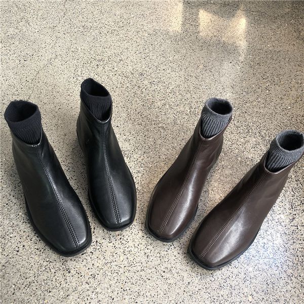 back zip women's rubber boots rock shoes woman winter footwear zipper boots-women luxury designer rain autumn 2020 med, Black
back zip women's rubber boots rock shoes woman winter footwear zipper boots-women luxury designer rain autumn 2020 med, Black