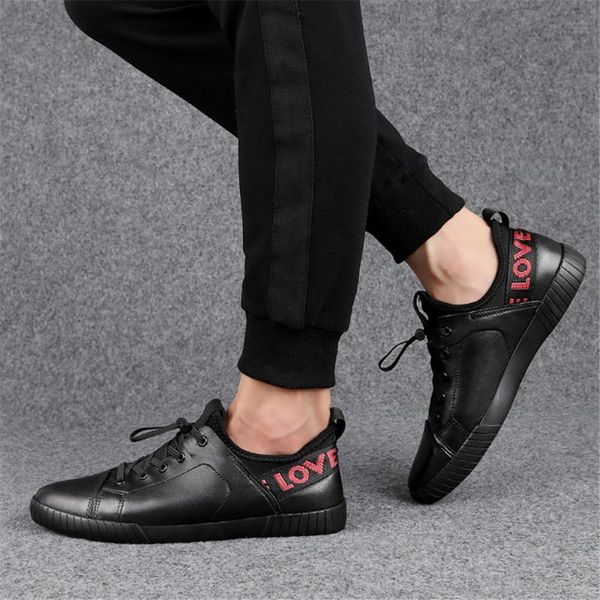 new england leather shoes large size men's shoes one pedal breathable leisure driving anti-skid wear-resistant outdoor stroll, Black
new england leather shoes large size men's shoes one pedal breathable leisure driving anti-skid wear-resistant outdoor stroll, Black