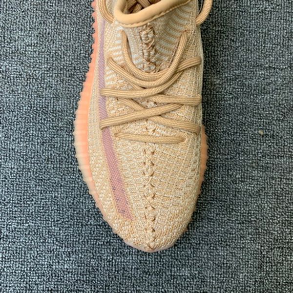 2019 new v static hyperspace clay true form butter cream running shoes men women sport sneakers with box
2019 new v static hyperspace clay true form butter cream running shoes men women sport sneakers with box