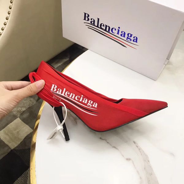 European and american tyle black and red fa hion ladie high heel printed women 039 hoe leather ole dre hoe with box
European and american tyle black and red fa hion ladie high heel printed women 039 hoe leather ole dre hoe with box