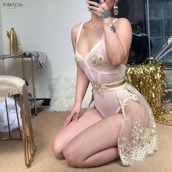 Women Two Top Piece Dress And Bottom Gold Appliques V Neck Slim Lady Clubnight Party Dress Polyester Sexy Fashion Vestidos
Women Two Top Piece Dress And Bottom Gold Appliques V Neck Slim Lady Clubnight Party Dress Polyester Sexy Fashion Vestidos