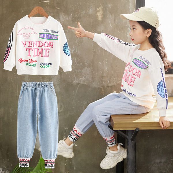 детская одежда осень и зима новый повседневная рубашка + sweatpants девушки моды с длинными рукавами свитер брюки двухсекционный, White
детская одежда осень и зима новый повседневная рубашка + sweatpants девушки моды с длинными рукавами свитер брюки двухсекционный, White