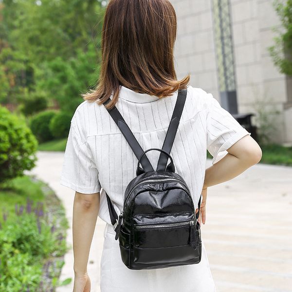 jiulin 2019 korean version of laser double shoulder bag women and girls take advantage of the network celebrity mori backpack
jiulin 2019 korean version of laser double shoulder bag women and girls take advantage of the network celebrity mori backpack