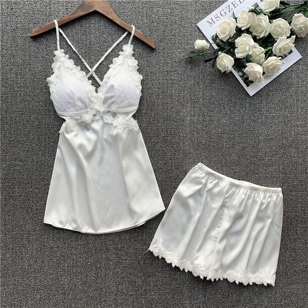 2020 new strap shorts satin 2pcs pajamas suit lady sleepwear lace patchwork pyjamas nightwear intimate lingerie, Black;red
2020 new strap shorts satin 2pcs pajamas suit lady sleepwear lace patchwork pyjamas nightwear intimate lingerie, Black;red