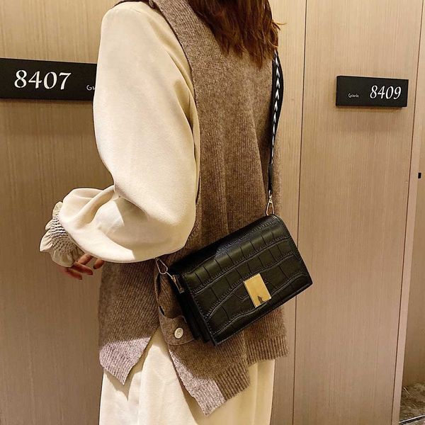 дамы crossbody сумки новая мода женщин камень шаблон плеча сумка качество многофункциональный квадратный мешок случайные сцепления
дамы crossbody сумки новая мода женщин камень шаблон плеча сумка качество многофункциональный квадратный мешок случайные сцепления