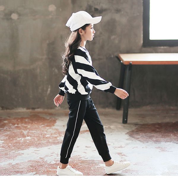 2020 spring autumn kids long sleeve t-shirt +pants 2pcs girl outwear clothes sets girls clothing sets children sports suits, White
2020 spring autumn kids long sleeve t-shirt +pants 2pcs girl outwear clothes sets girls clothing sets children sports suits, White