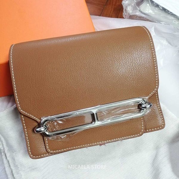designer shoulder bag micaela lconic pig nose roulis bags 2020 brand fashion luxury handbags purses genuine leather womens crossbody bags
designer shoulder bag micaela lconic pig nose roulis bags 2020 brand fashion luxury handbags purses genuine leather womens crossbody bags